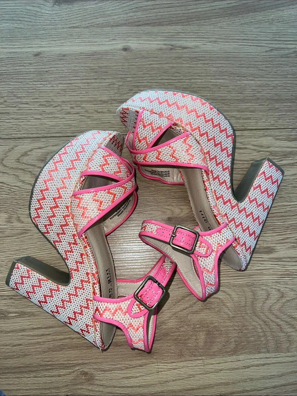 NWOB Madden Girl Coral & Cream Woven Platform Wedges with Ankle Strap